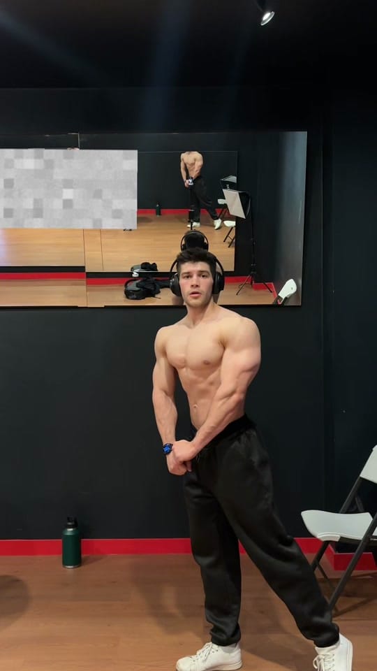 Post 8 by Cole DiMatteo on TikTok (video)