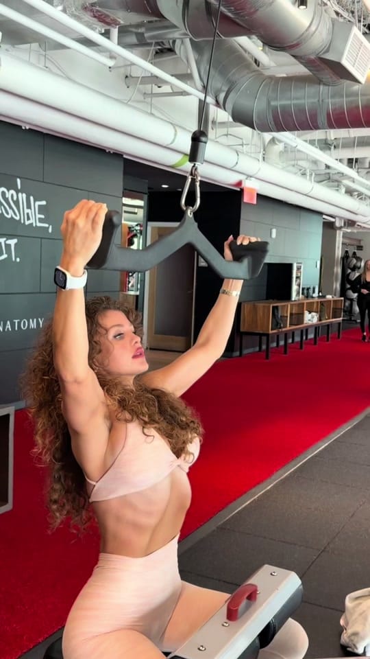 Post 2 by Jk_fitness_queen on TikTok (video)