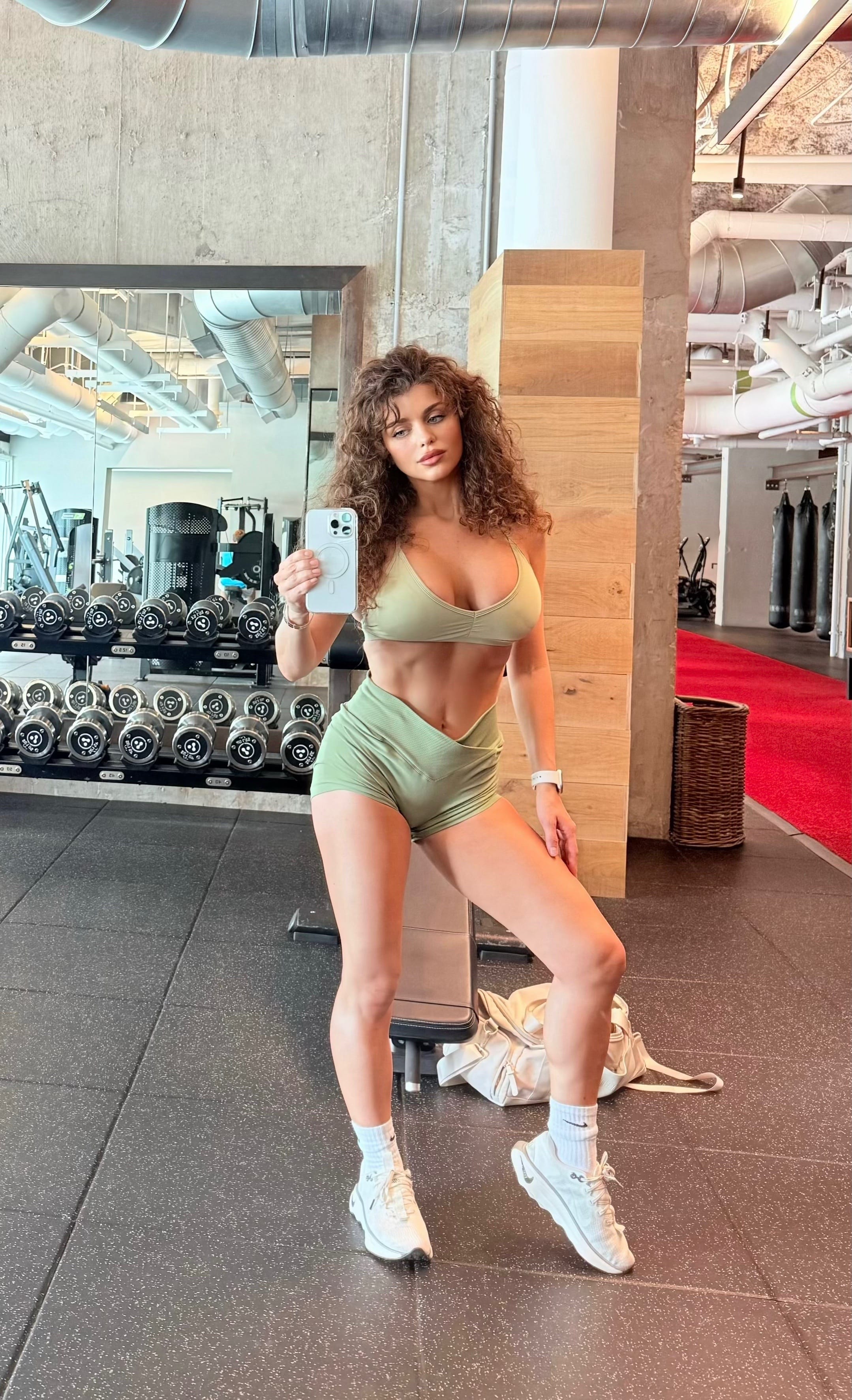 Post 1 by Jk_fitness_queen on TikTok (video)