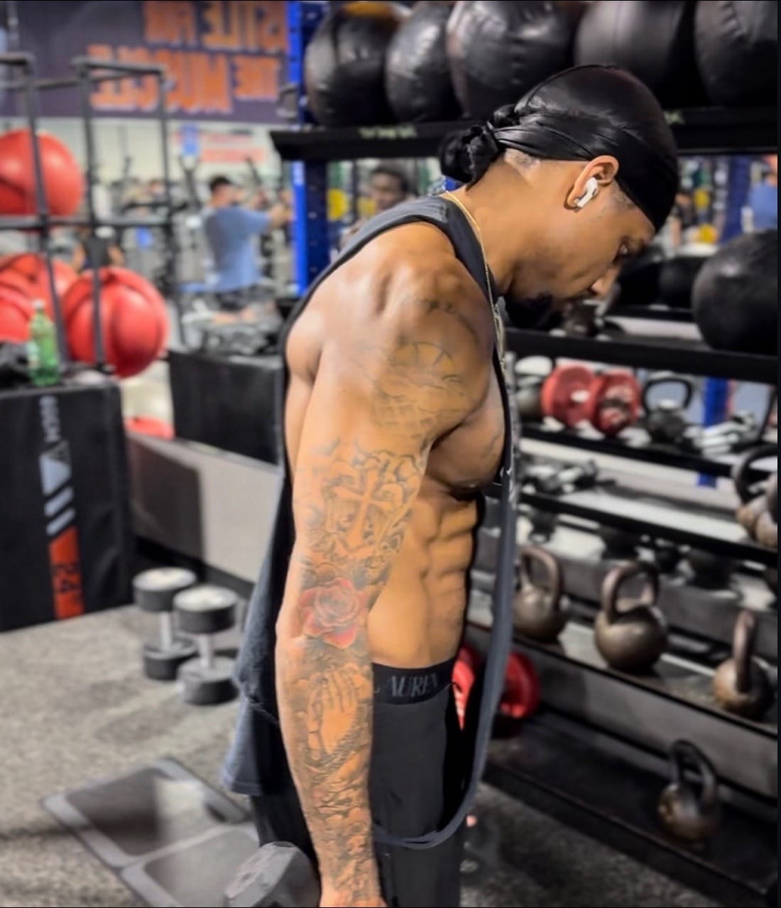 Post 3 by Richie on TikTok (video)