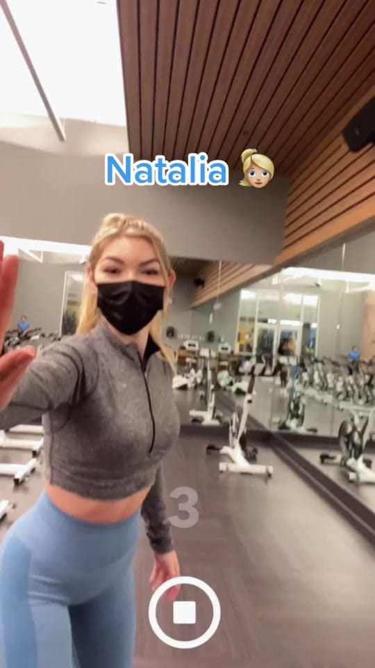 Post 9 by Mary & Natalia on TikTok (video)
