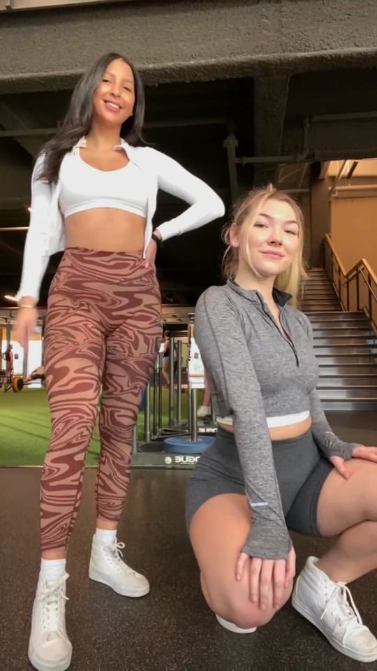 Post 4 by Mary & Natalia on TikTok (video)