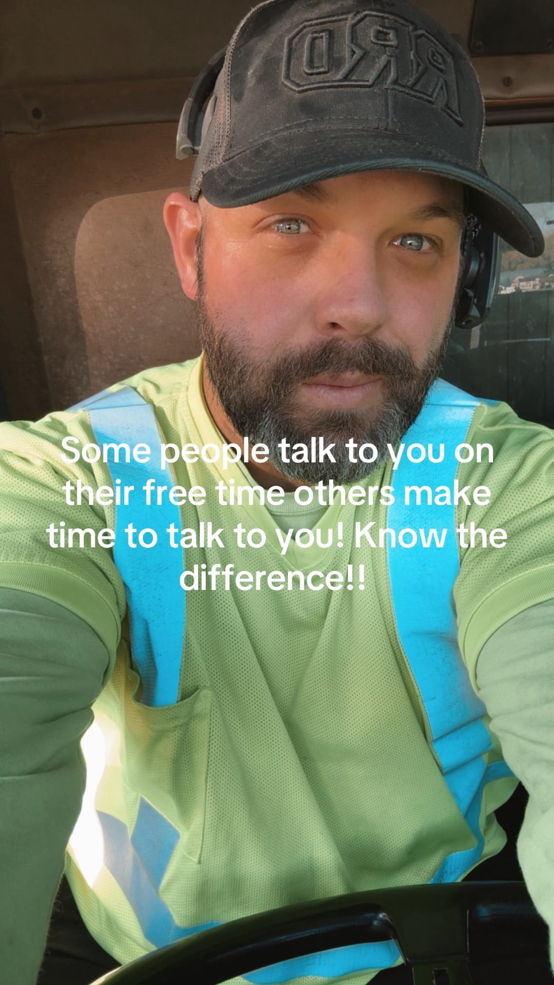 Post 4 by Onlymike22🇺🇸🏒 on TikTok (video)