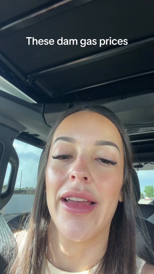 Post 5 by Jen M.| Miami Content Creator on TikTok (video)