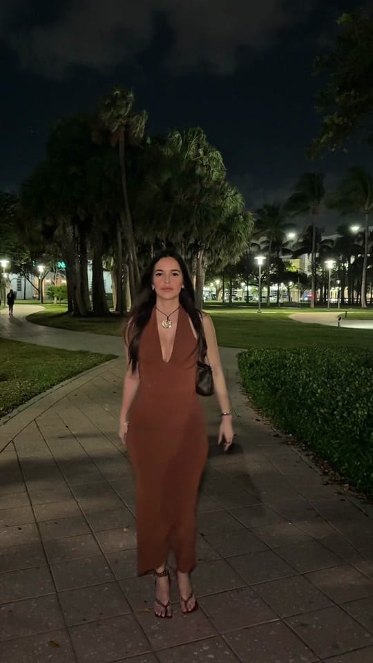 Post 8 by Jen M.| Miami Content Creator on TikTok (video)