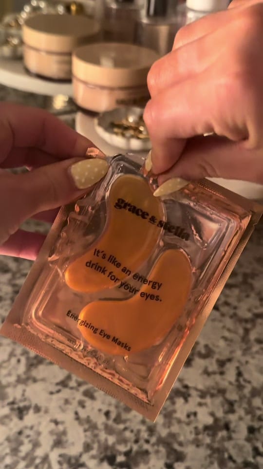 Post 7 by IZ💌🌻💛✨ on TikTok (video)