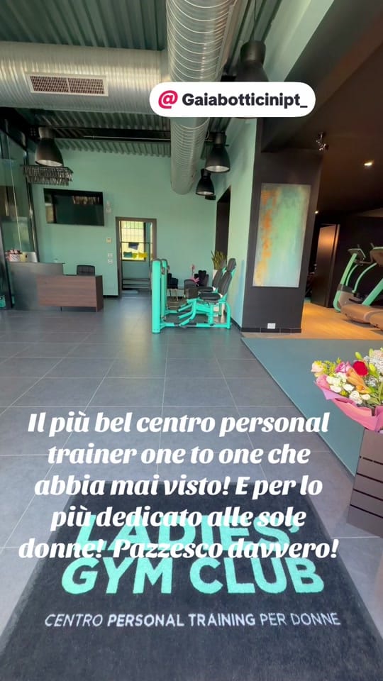 Post 5 by Curve & Motori on TikTok (video)