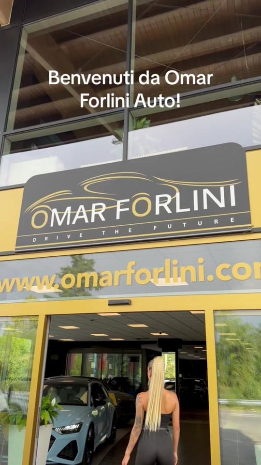 Post 9 by Curve & Motori on TikTok (video)