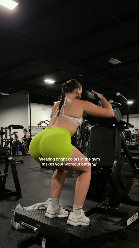 Post 8 by LAUREN on TikTok (video)