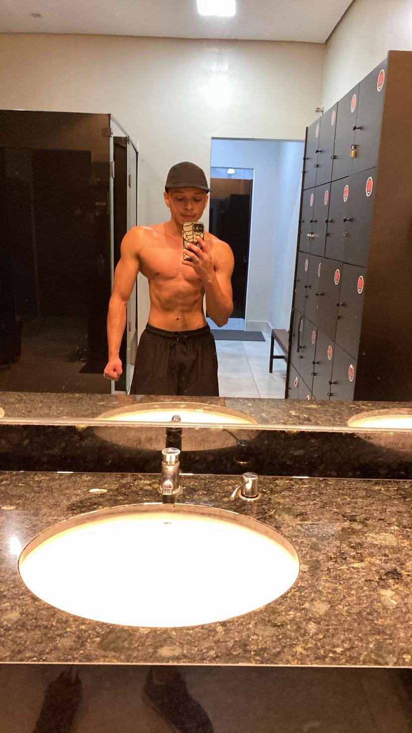 Post 3 by yuri fernandes on TikTok (video)