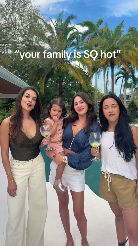 Post 8 by Elyse Fernandez on TikTok (video)