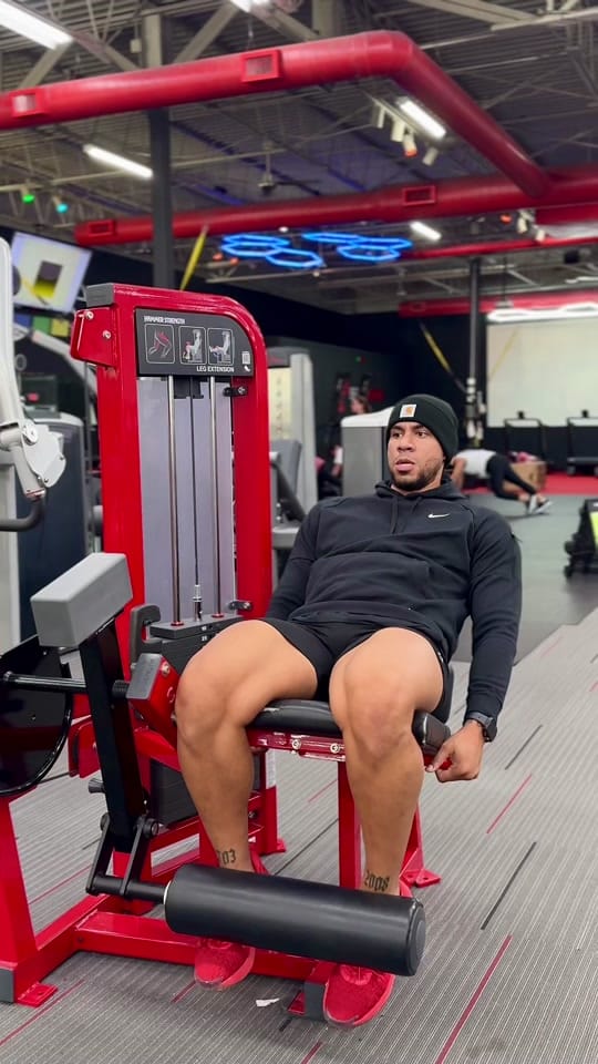 Post 1 by Jose Mayo on TikTok (video)