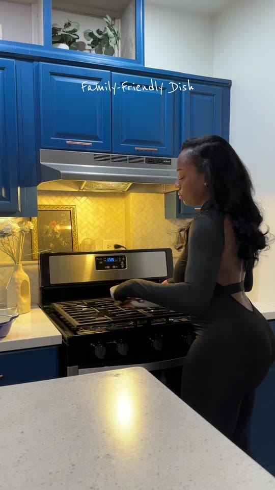 Post 6 by Nena • Chicago on TikTok (video)