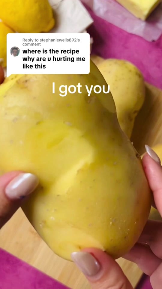 Post 9 by Eleni Saltas on TikTok (video)