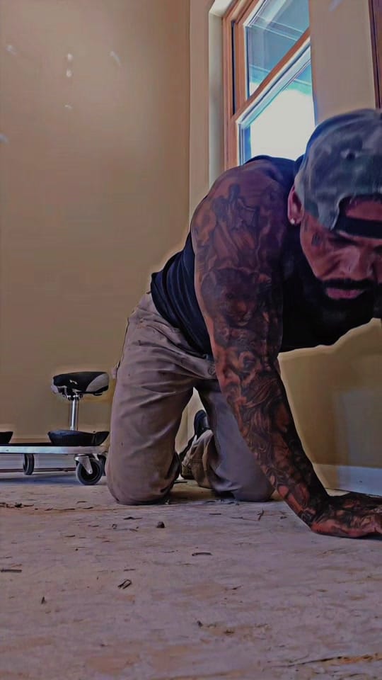Post 6 by LuckyGunz on TikTok (video)