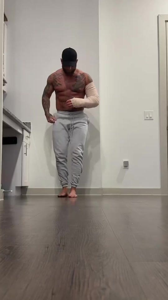 Post 7 by James Lay_Fans Reply on TikTok (video)