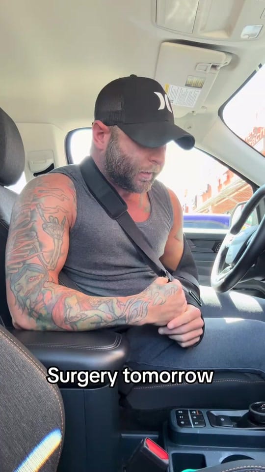 Post 9 by James Lay_Fans Reply on TikTok (video)
