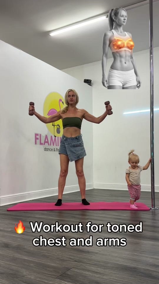 Post 4 by Oksana Diakonova on TikTok (video)