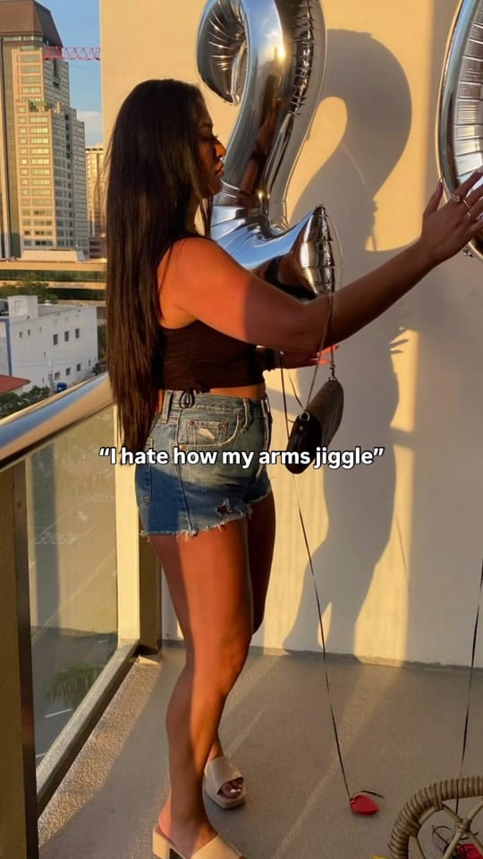 Post 10 by Meika Lacey 🇰🇷 on TikTok (video)