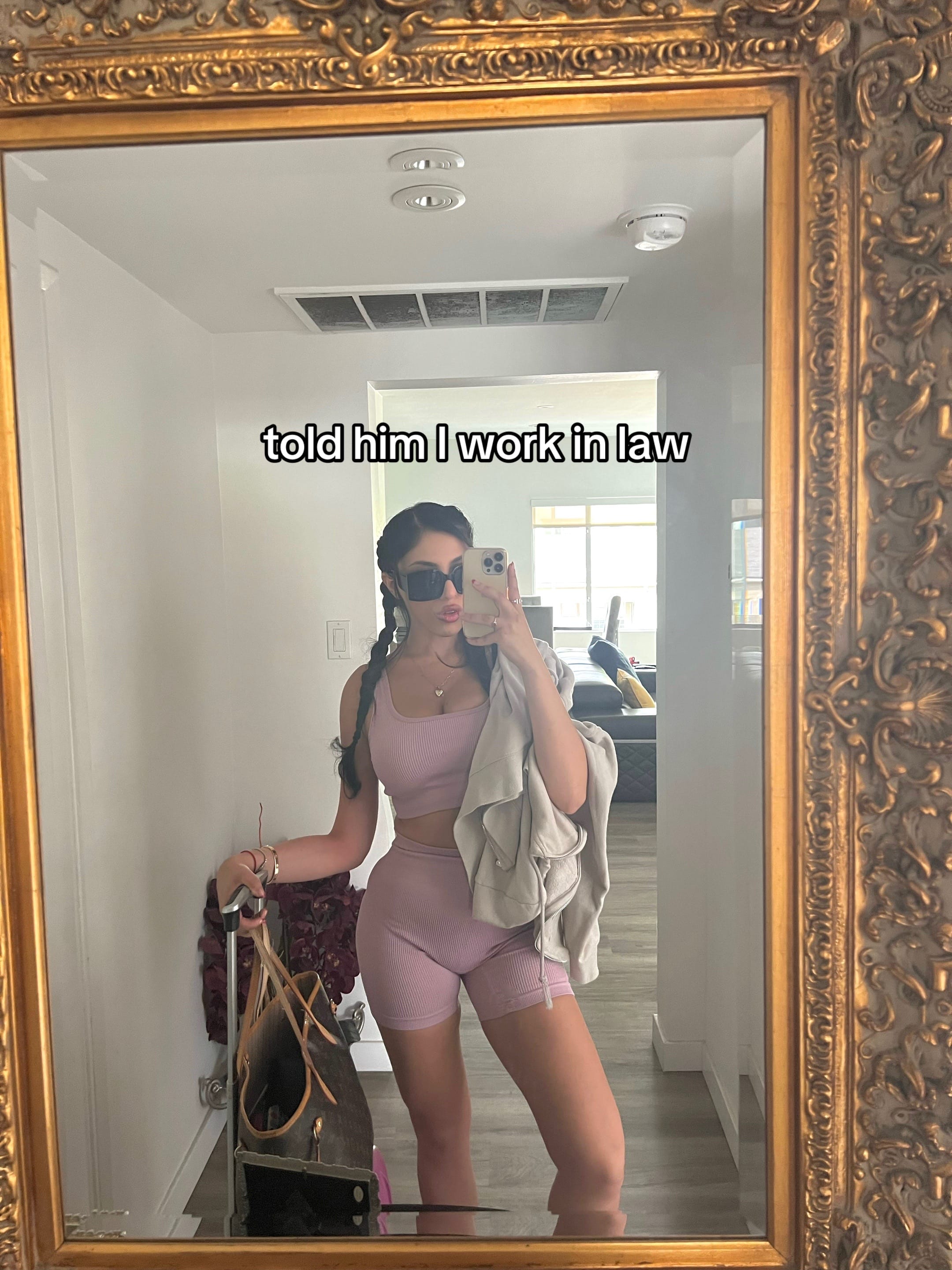 Post 9 by scy on TikTok (video)