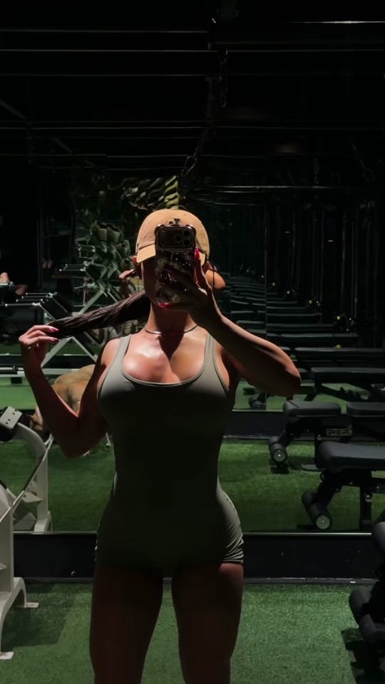 Post 10 by Barbara Silva on TikTok (video)