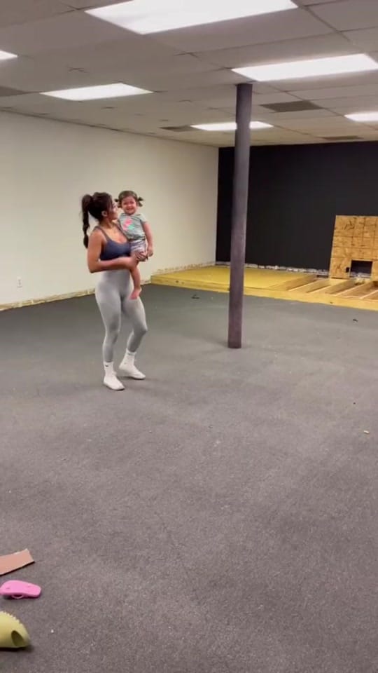 Post 10 by Alexya on TikTok (video)