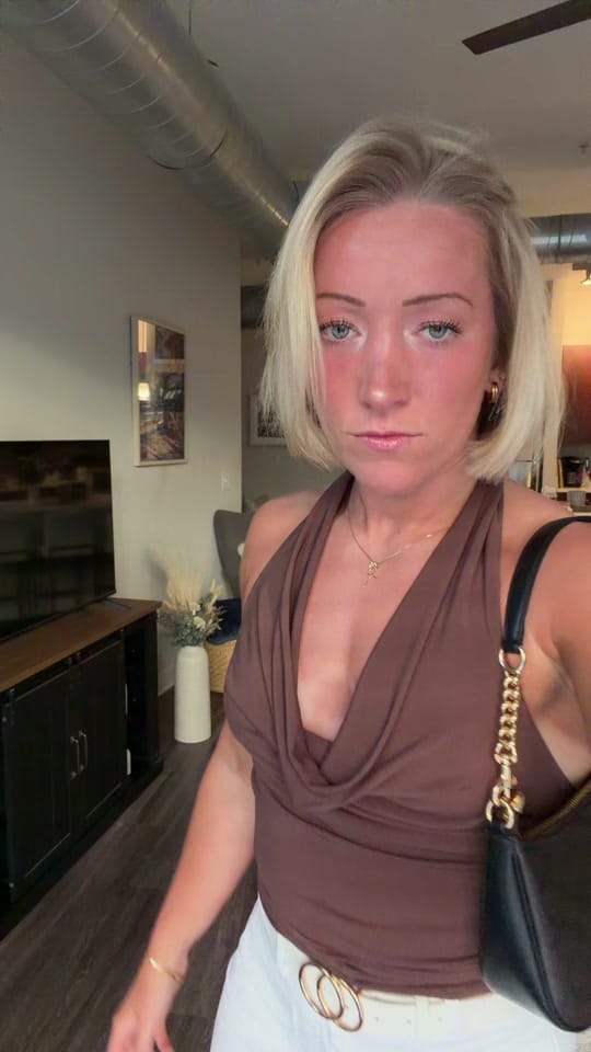 Post 6 by Carly Gibson on TikTok (video)