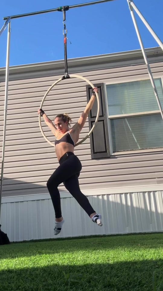 Post 6 by E🧚‍♀️ on TikTok (video)