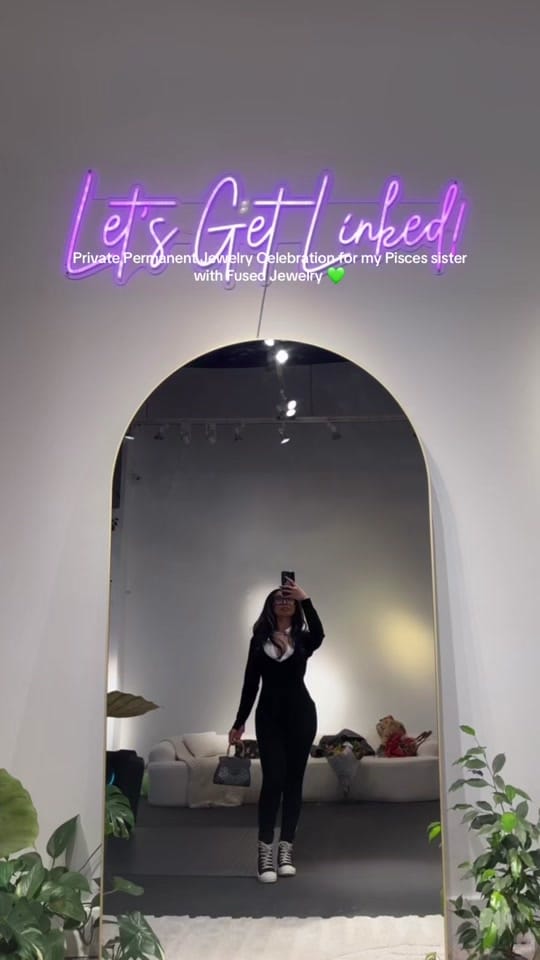 Post 6 by ItGirlEra💕 on TikTok (video)