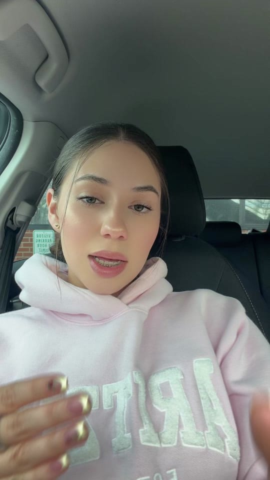 Post 3 by Vanessa Sanchez on TikTok (video)