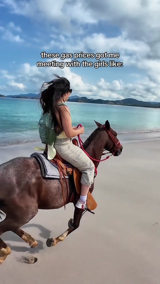 Post 10 by issabelfonsecaa on TikTok (video)