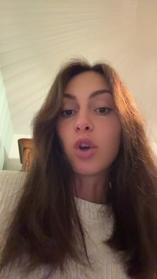 Post 2 by marinarretable on TikTok (video)