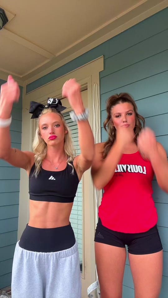 Post 2 by tay🩷🦄💅🏽 on TikTok (video)
