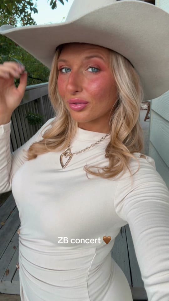 Post 7 by Kenzie on TikTok (video)
