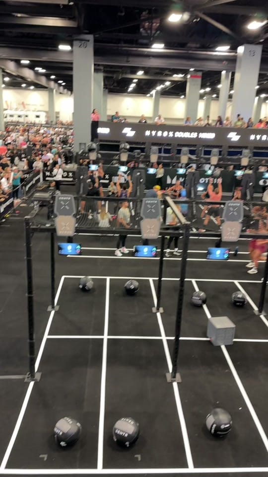Post 1 by Fabiana Petrillo on TikTok (video)