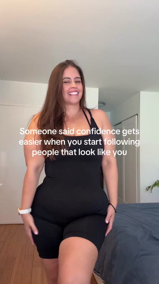 Post 6 by Cabi on TikTok (video)