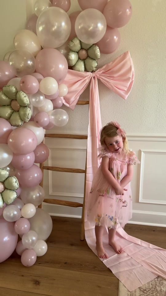 Post 4 by Jenna Best on TikTok (video)