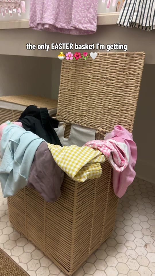 Post 6 by Jenna Best on TikTok (video)
