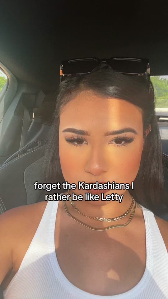Post 9 by itslina on TikTok (video)