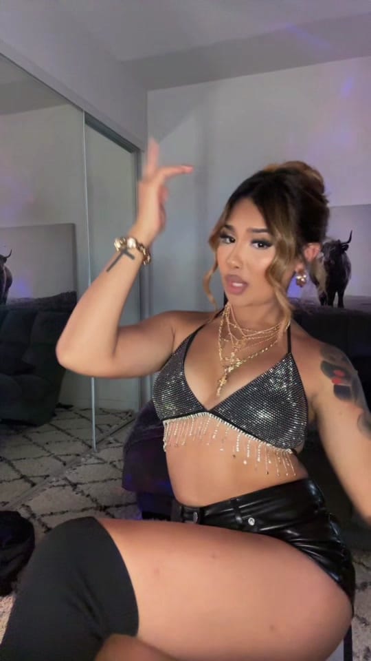 Post 1 by itslina on TikTok (video)