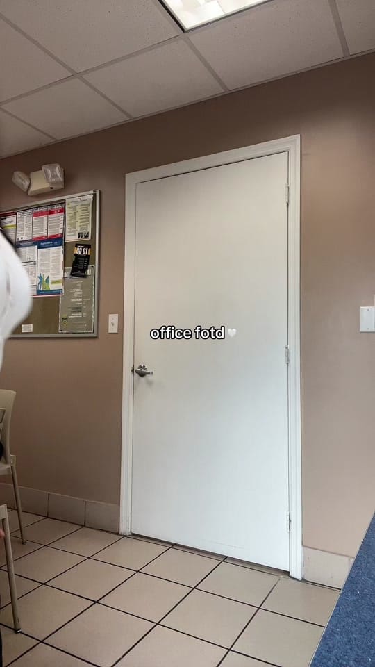 Post 8 by sofi on TikTok (video)
