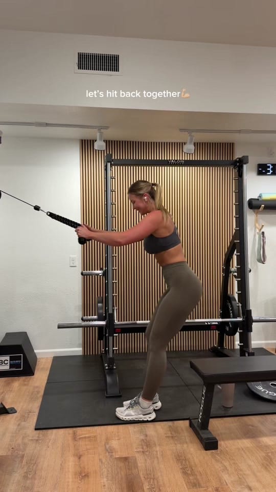 Post 2 by Bella Anya Kraft on TikTok (video)