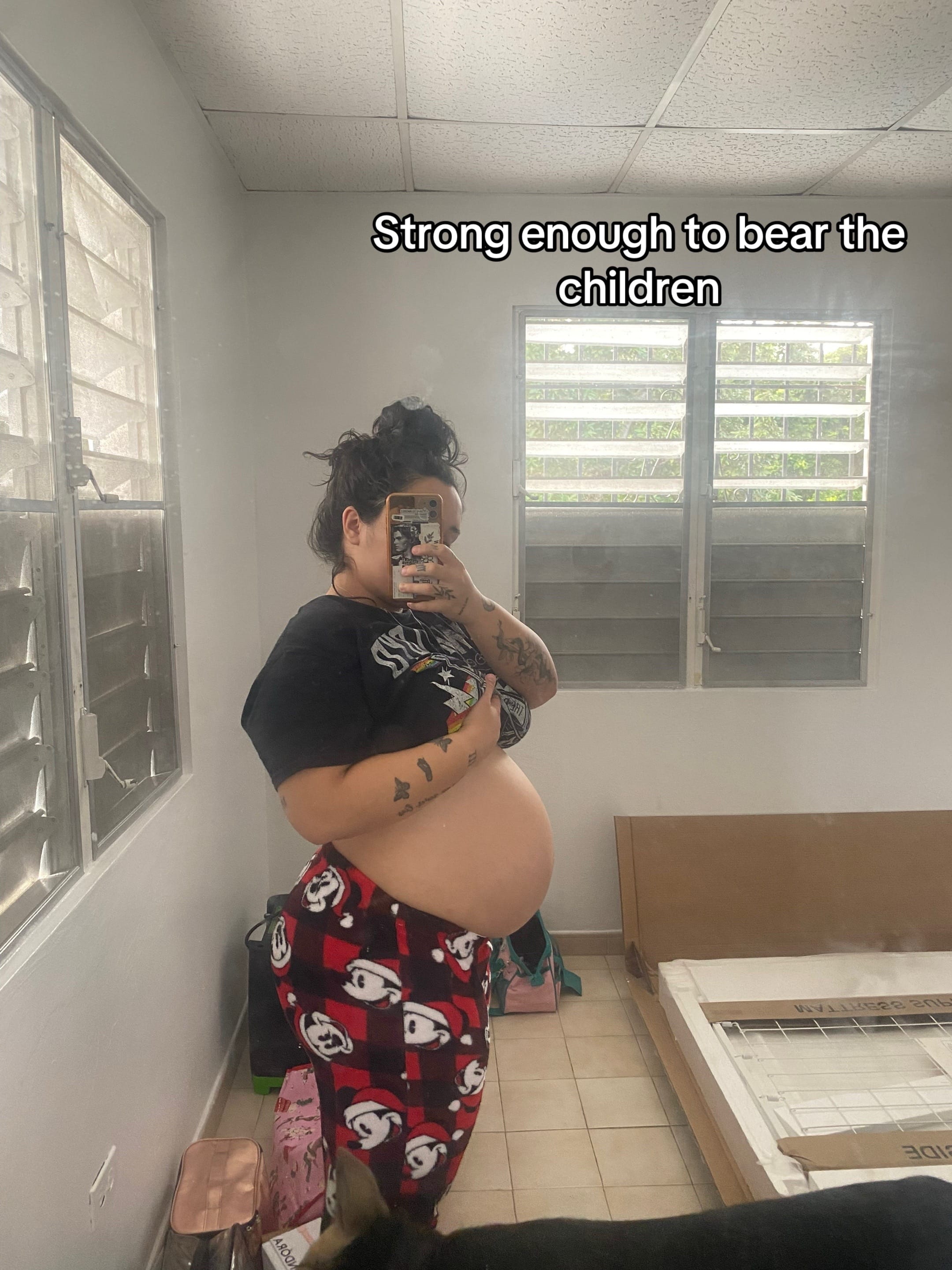 Post 2 by Alana Cortés on TikTok (video)
