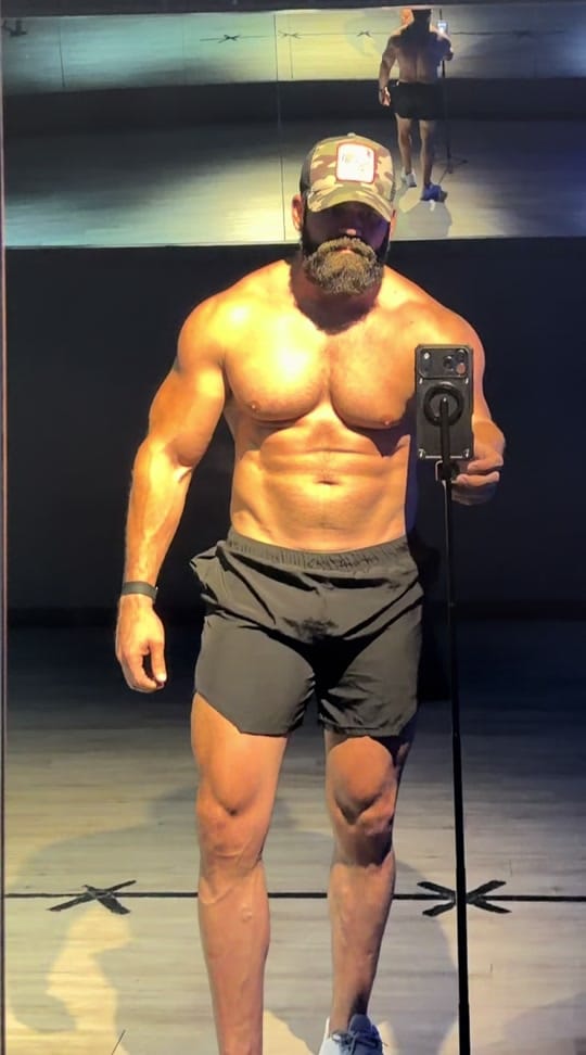 Post 2 by GoBigInLife on TikTok (video)