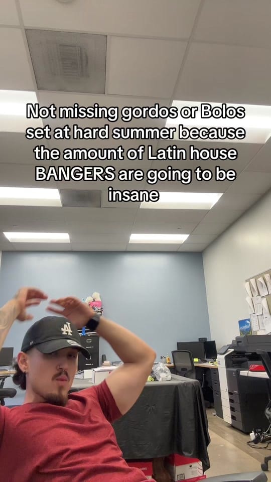 Post 8 by mikeeburman on TikTok (video)