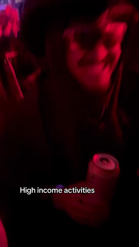 Post 1 by mikeeburman on TikTok (video)
