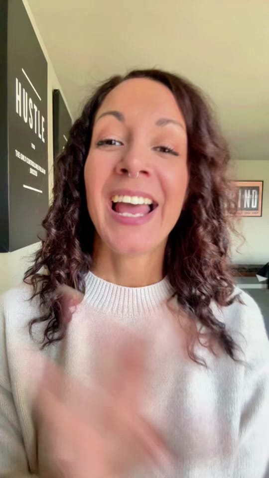 Post 9 by ✨🖤Rachelle• 40+UGC Creator🖤✨ on TikTok (video)