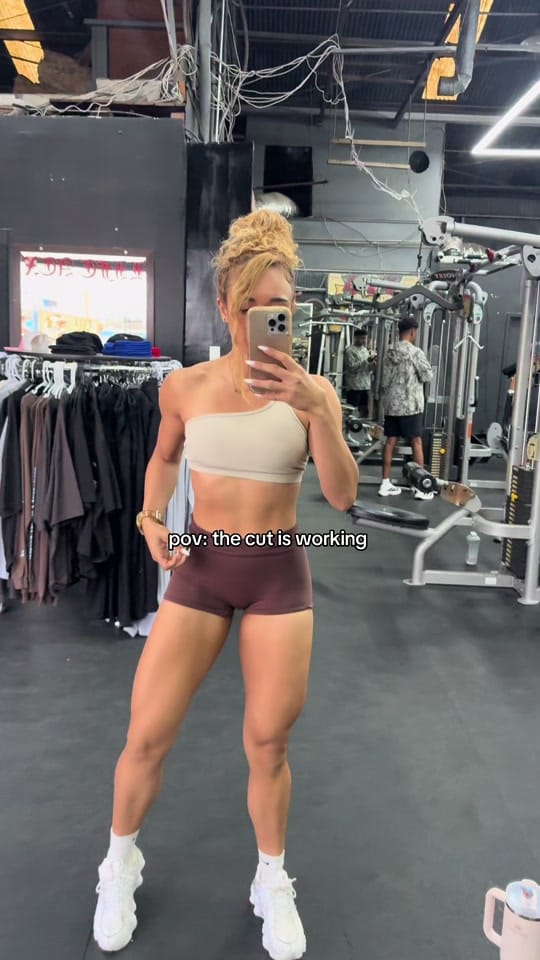 Post 7 by preshfitness on TikTok (video)
