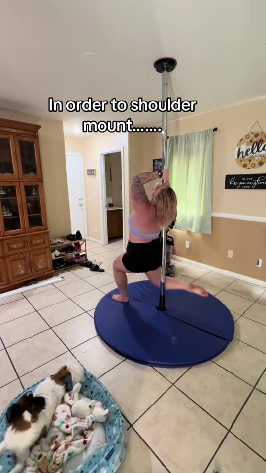 Post 1 by 🌜Queenvibes🌛 on TikTok (video)