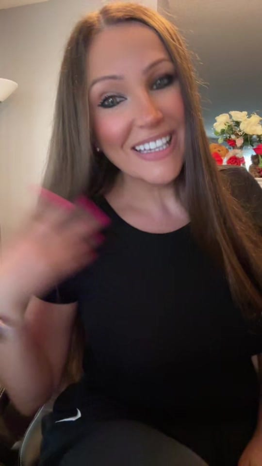 Post 2 by Alma on TikTok (video)
